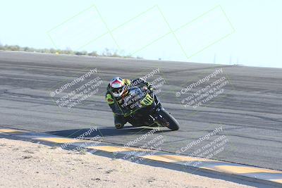 media/Nov-17-2024-CVMA (Sun) [[1fec520723]]/Race 11-Amateur Supersport Open/